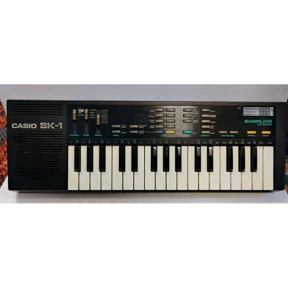 Vtg 1986 Casio SK-1 32-Key Lo-Fi Sampling Keyboard Synthesizer Tested Working